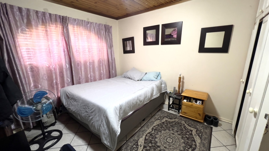 4 Bedroom Property for Sale in Langenhovenpark Free State